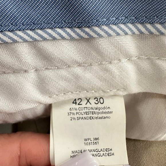 HAGGAR Clothing Mens Pants Khaki Straight Fit 42W X 30L Flex Stretch Flat Front - Picture 6 of 15